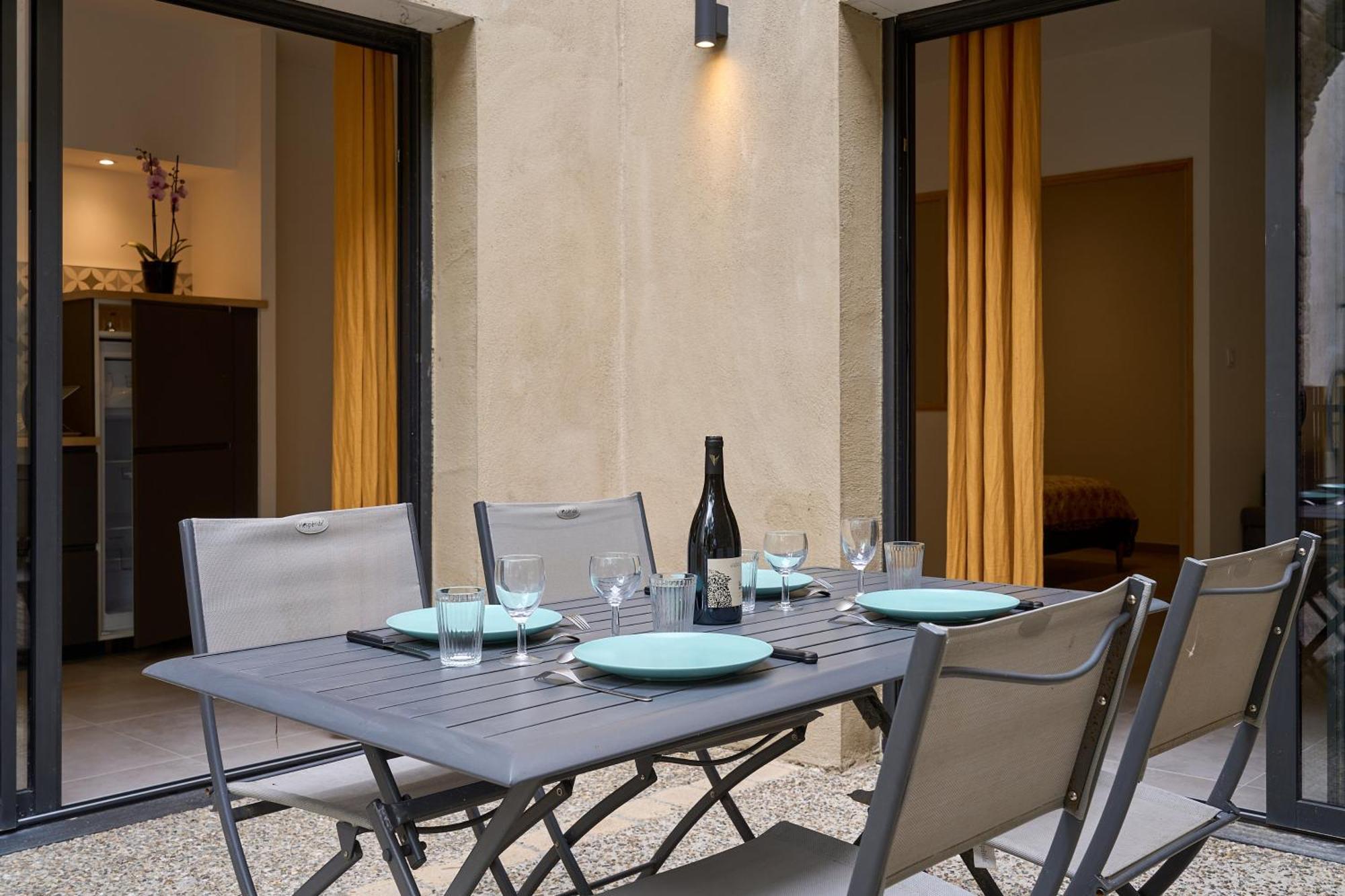 Domaine Du Fresquel Apartment Pezens Exterior photo