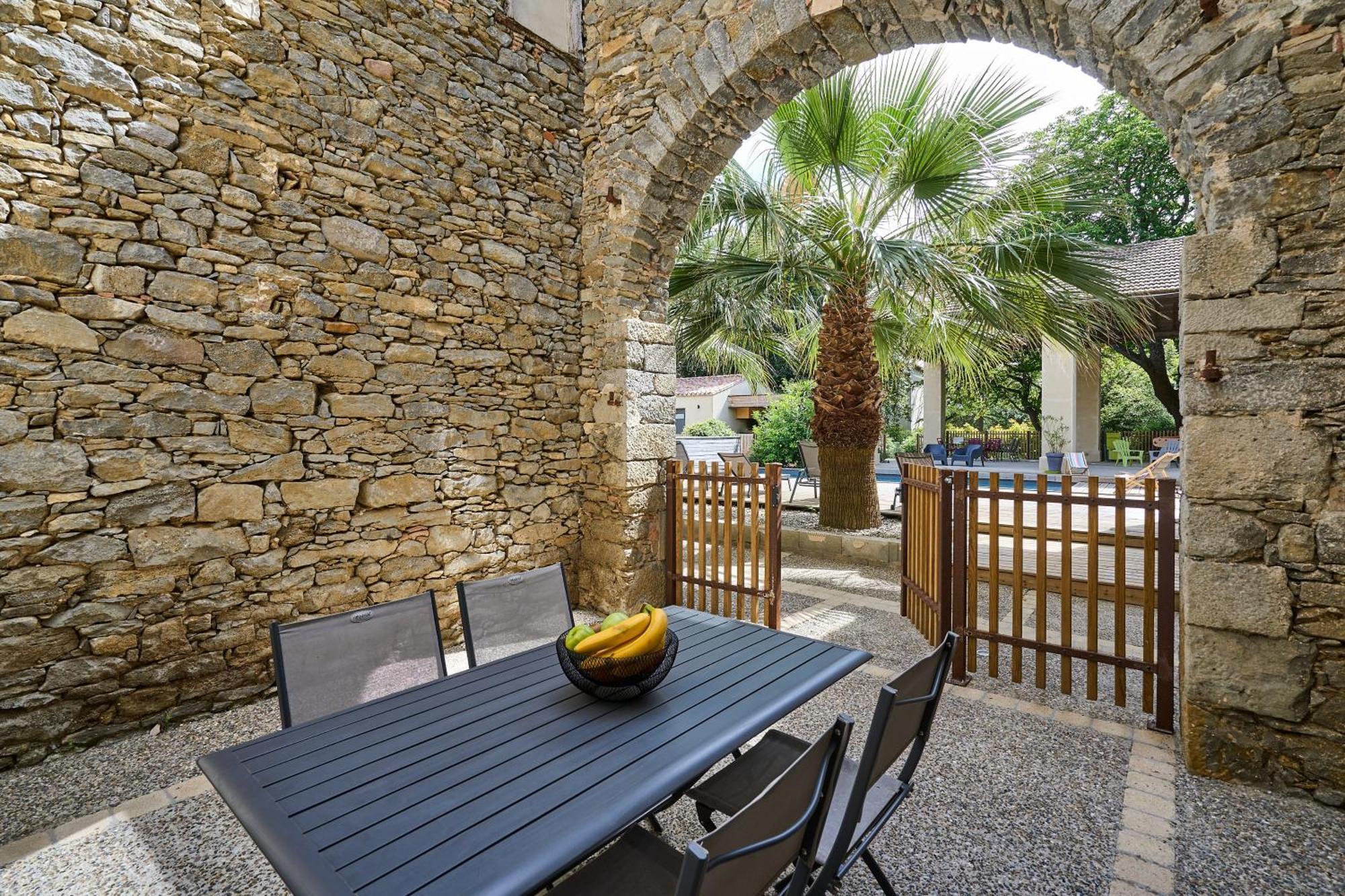 Domaine Du Fresquel Apartment Pezens Exterior photo